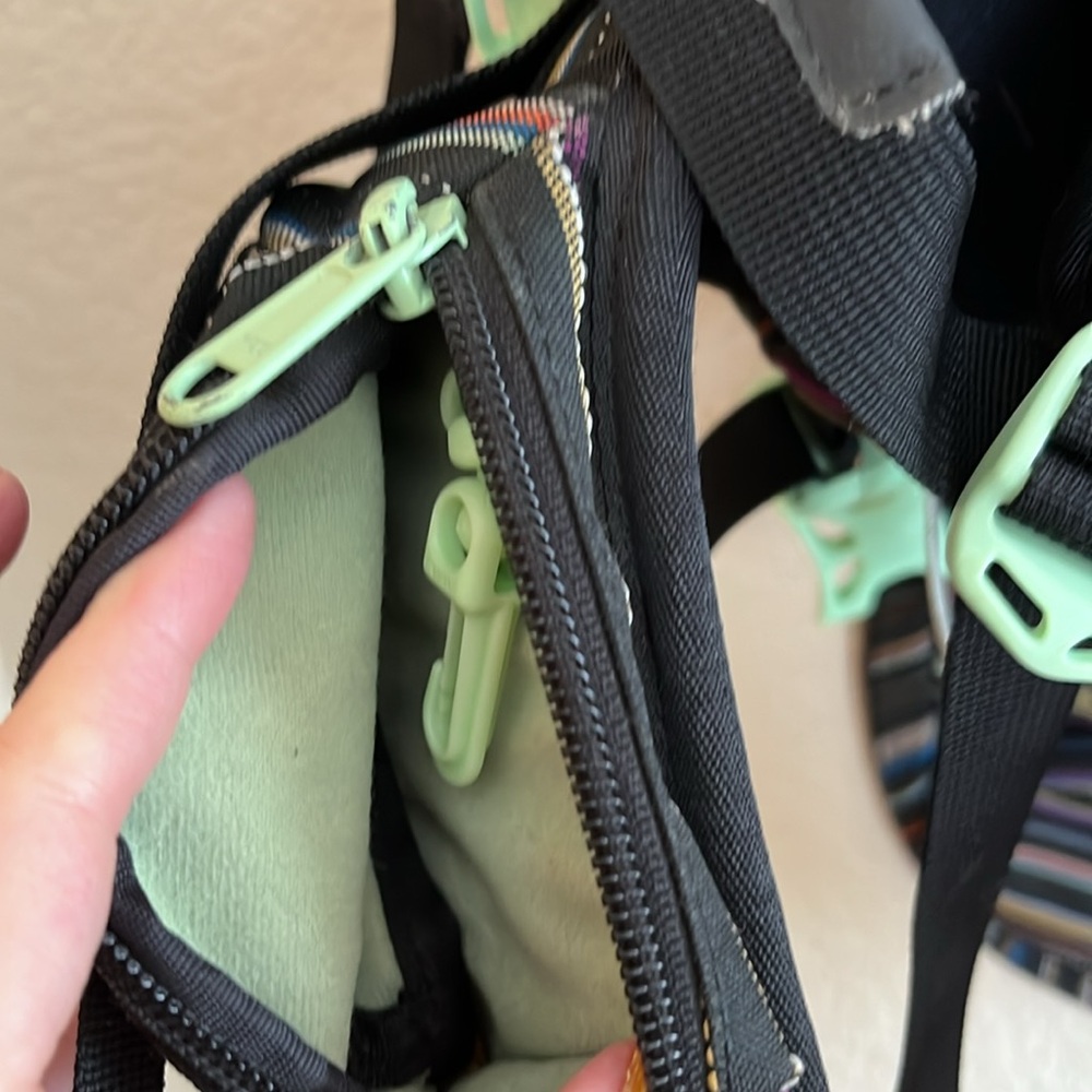 DAKINE WOMENS HELI PRO DLX 18L - Picture 11 of 12